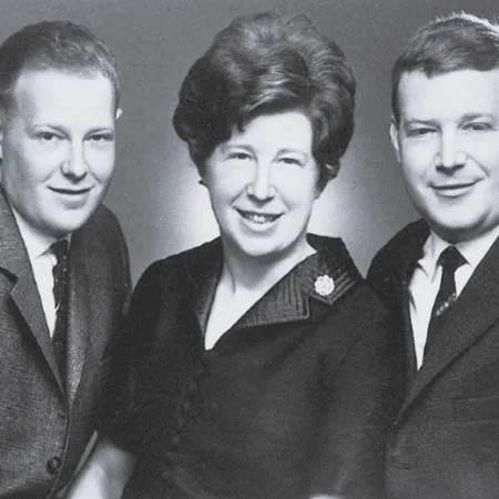 1967_AJE_1